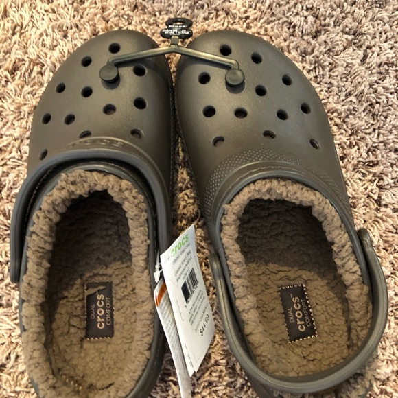 New Crocs - Picture 6 of 8